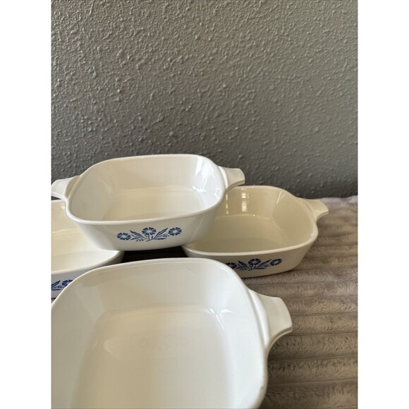Corning Ware Petite Pan Casserole Dish P-41 Blue Cornflower Set of 4 Vintage - Picture 3 of 16